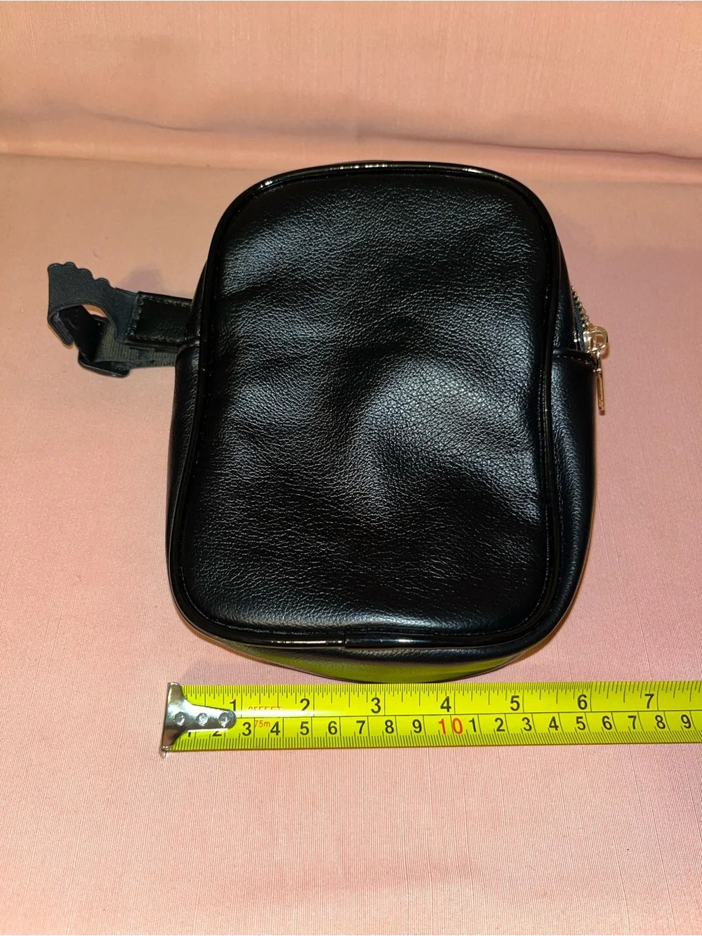 Peak collection Black Men's Crossbody /Camera Bag - Classic Minimal Design
